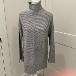 NWT Caslon Petite Gray Turtleneck Tunic Sweater Sz MP